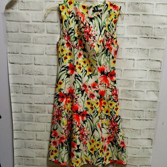 Tommy Hilfiger dress  - Picture 1 of 4